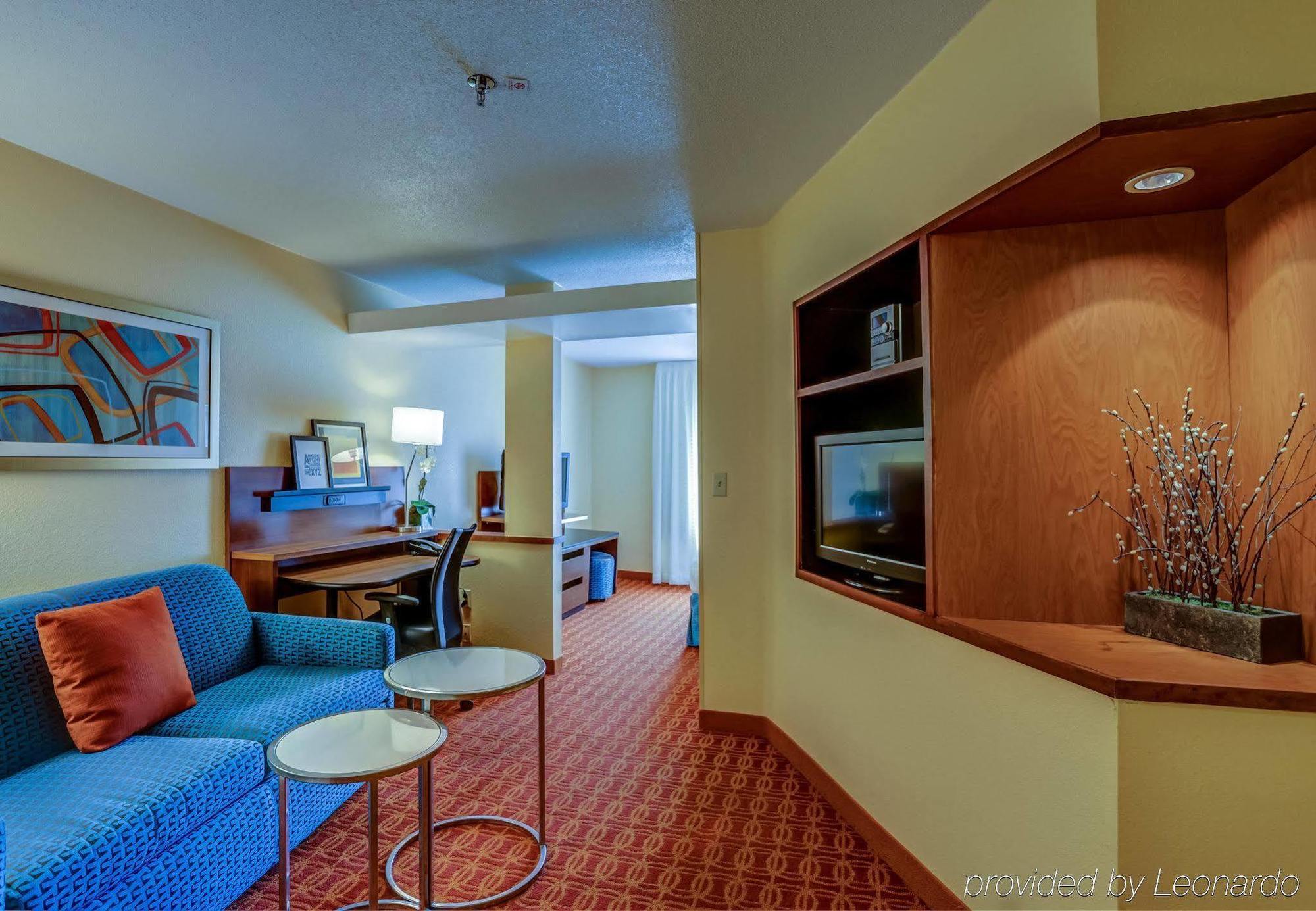 Comfort Inn & Suites Мемфис Экстерьер фото